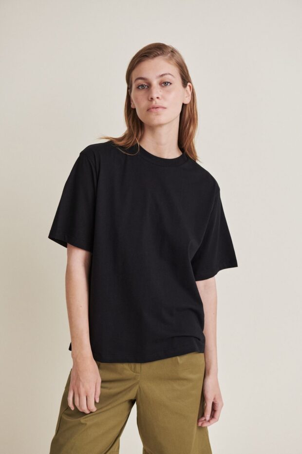 BA118-20 – 001 Black – Extra 4.jpg SHIRT RAJA TEE BLACK