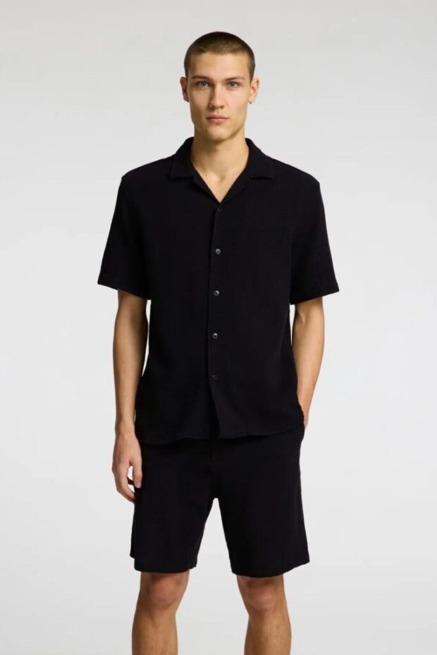 aHR0cHM6Ly9zdGF0aWMuY2xvdWRzdG9jay5pby91c2VyZmlsZXMvOTcvMTI5NTAxNjkuanBn-683×1024 HEMD 16089552 BLACK